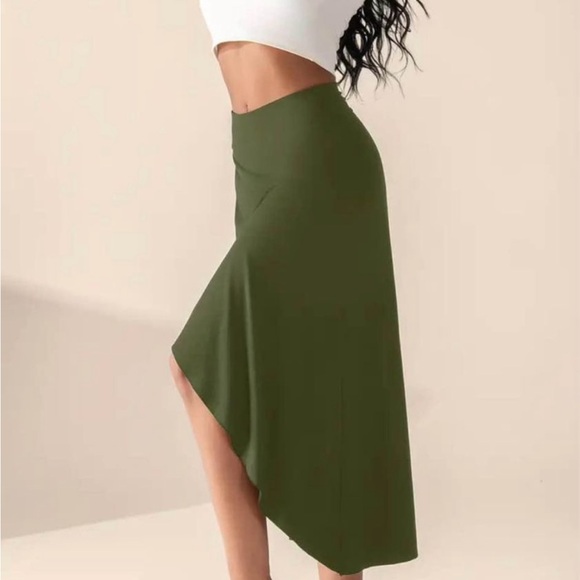 High waisted split skirt- Brand New - Picture 2 of 8